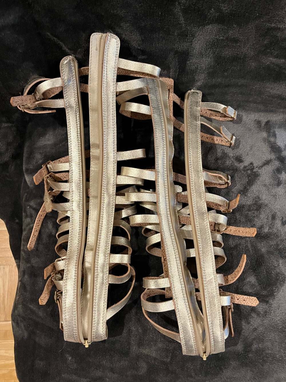 Tall gladiator sandals Gold metallic Adjustable straps back zipper Cushioned 9.5 - Picture 13 of 15